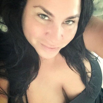 51 jarige Vrouw uit Ravenswoud wilt sex