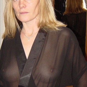 Contact met Lynette, 51 jarige Vrouw beschikbaar in Noord-Brabant