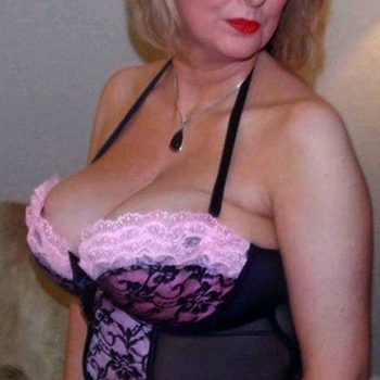 61 jarige Vrouw uit Assen wilt sex