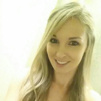24 jarige Vrouw uit Lieveren wilt sex
