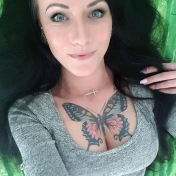Contact met kensa, 26 jarige Vrouw beschikbaar in Gelderland