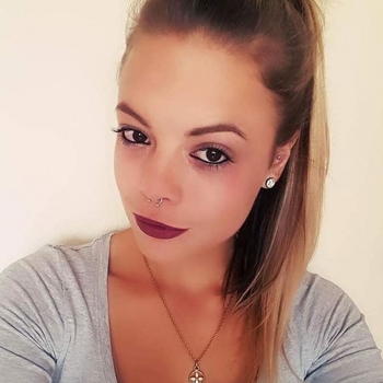 24 jarige Vrouw uit Breda wilt sex