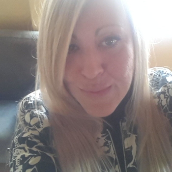 Contact met NaughtyBee, 41 jarige Vrouw beschikbaar in Flevoland