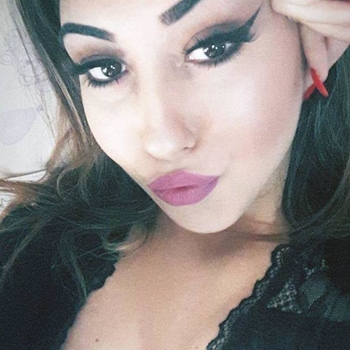 23 jarige Vrouw uit Treebeek wilt sex