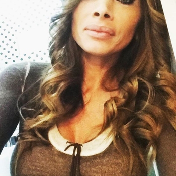 Contact met Livey, 41 jarige Vrouw beschikbaar in Noord-Brabant