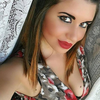 22 jarige Vrouw uit Geldrop wilt sex