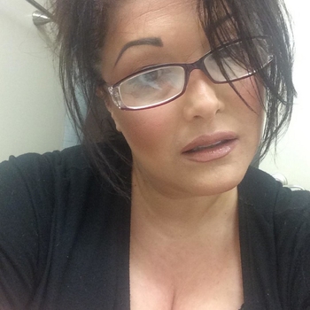 51 jarige Vrouw uit Hellendoorn wilt sex