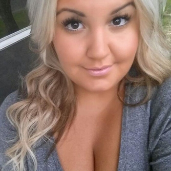 32 jarige Vrouw uit De-Wilp wilt sex