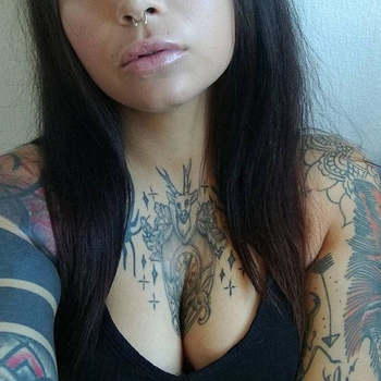 Contact met TattooMistress, 25 jarige Vrouw beschikbaar in Noord-Brabant