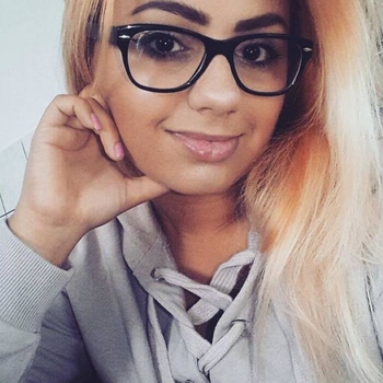 Contact met KristinaFlirttttt, 27 jarige Vrouw beschikbaar in Flevoland