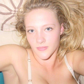 26 jarige Vrouw uit Holten wilt sex