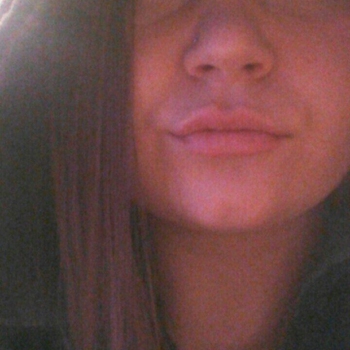 Contact met rechtdoorzee, 32 jarige Vrouw beschikbaar in Noord-Brabant