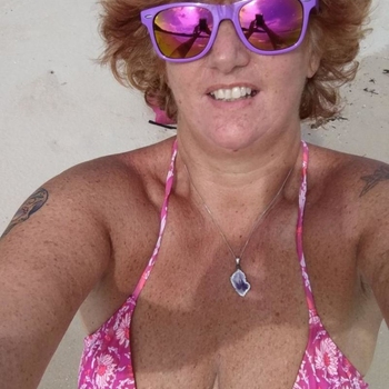 56 jarige Vrouw uit Baflo wilt sex