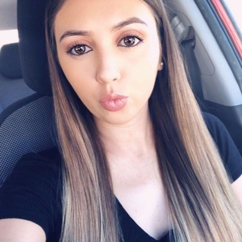 22 jarige Vrouw wilt sex