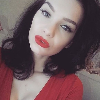 23 jarige Vrouw uit Reeuwijk-Brug wilt sex