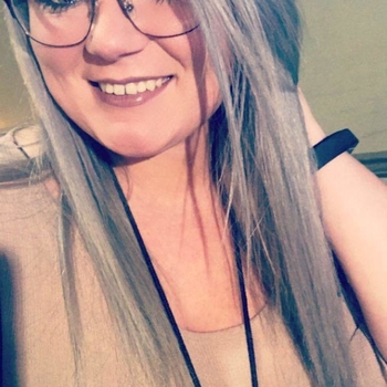 24 jarige Vrouw uit Beuningen wilt sex