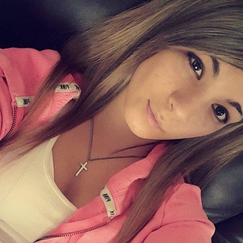 22 jarige Vrouw uit Steenbergen wilt sex