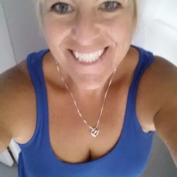 57 jarige Vrouw uit Monnickendam wilt sex