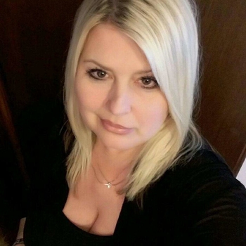 59 jarige Vrouw uit Spijkenisse wilt sex