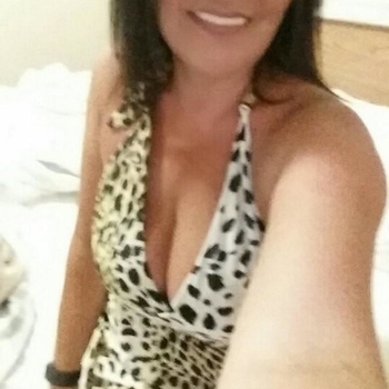 51 jarige Vrouw uit Kootstertille wilt sex