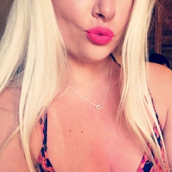 24 jarige Vrouw uit Tuk wilt sex