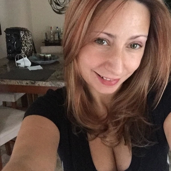 44 jarige Vrouw uit Eerbeek wilt sex