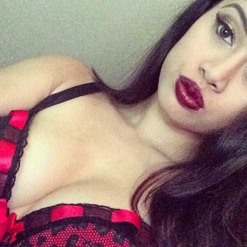 24 jarige Vrouw uit Emmeloord wilt sex