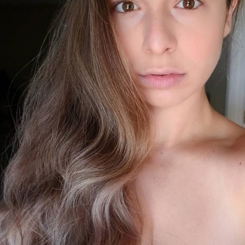 Contact met Danisha93, 28 jarige Vrouw beschikbaar in Noord-Holland