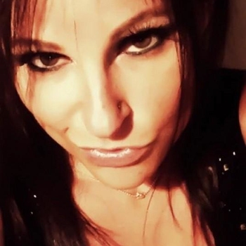 Contact met Ieniemini, 37 jarige Vrouw beschikbaar in Utrecht