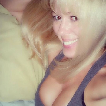 46 jarige Vrouw uit Hellendoorn wilt sex