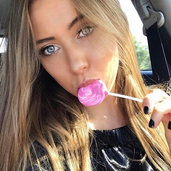 24 jarige Vrouw uit Spijkenisse wilt sex