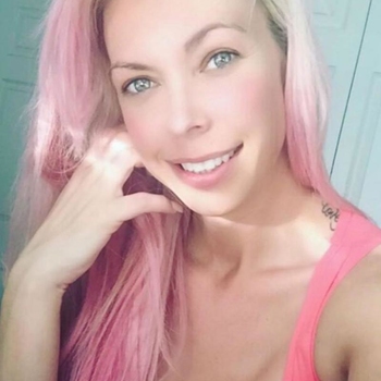 Contact met Holsti, 31 jarige Vrouw beschikbaar in Noord-Brabant