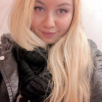 28 jarige Vrouw uit Zwolle wilt sex