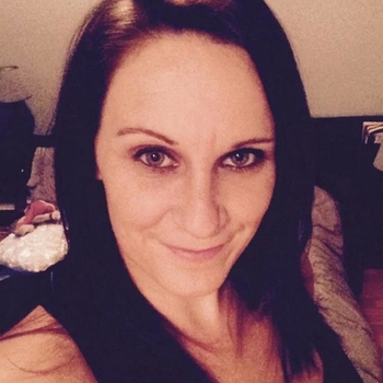 Contact met gnabbel, 43 jarige Vrouw beschikbaar in Gelderland