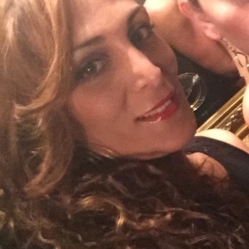 Contact met Gezelligheidsmens, 44 jarige Vrouw beschikbaar in Overijssel