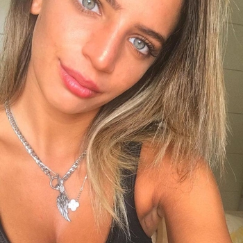 21 jarige Vrouw uit Sassenheim wilt sex